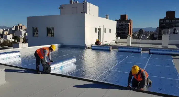 المعايير الأساسية لاختيار أفضل فني عزل أسطح قرطبة